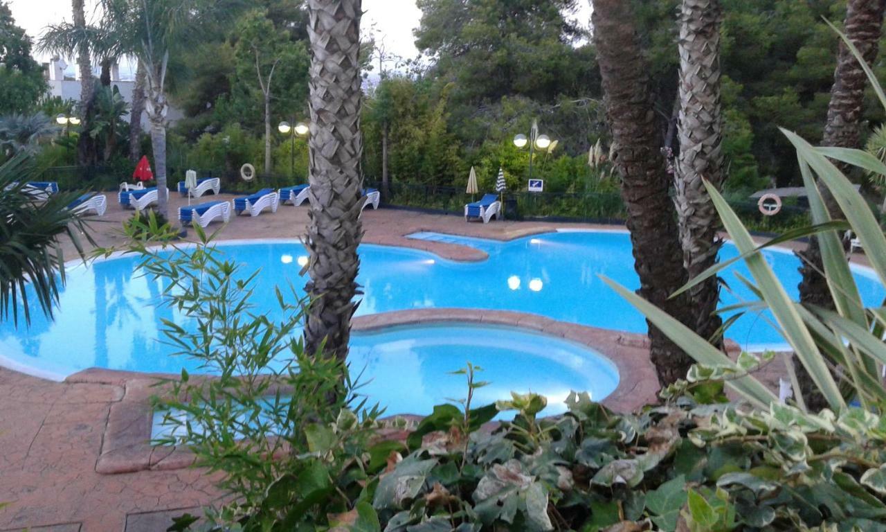 Festival village Salou Esterno foto